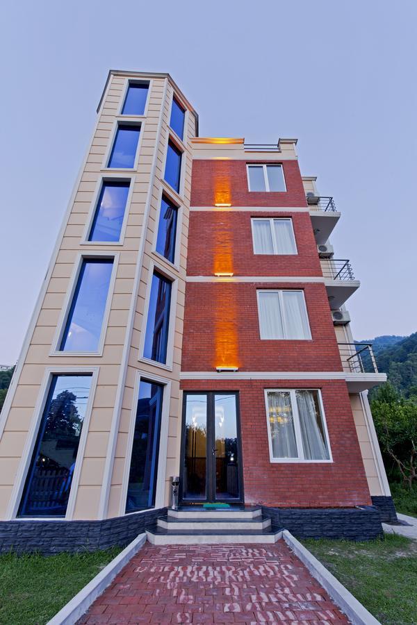 Orange Hotel Gonio Buitenkant foto